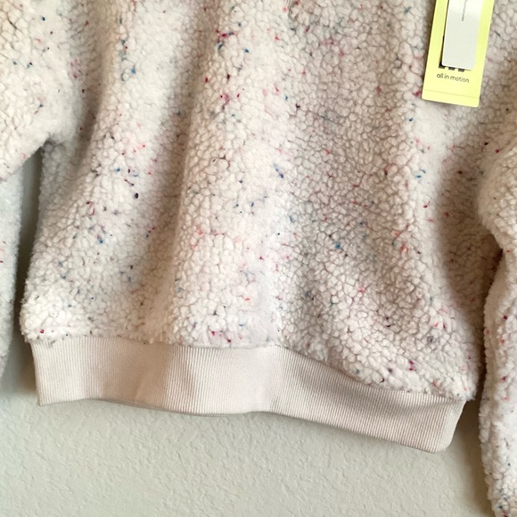 \All in Motion\ NWT Faux Shearling Pullover in Authentic Cream - Picture 6 of 15